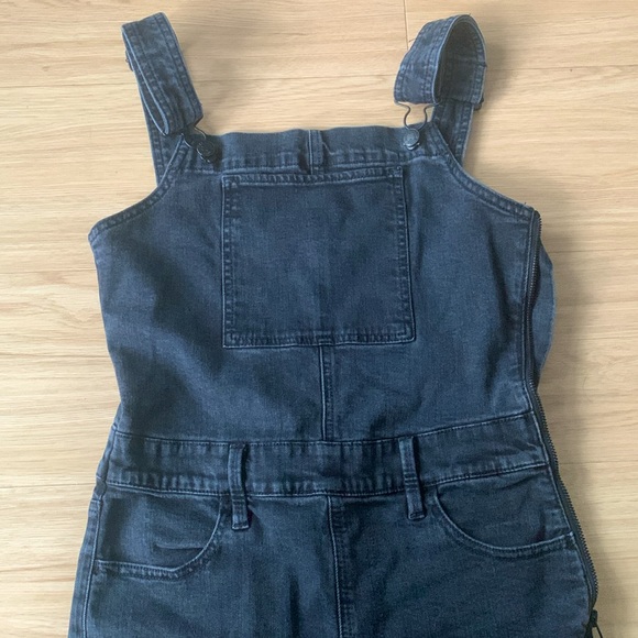 Black overalls, Lucky brand, size 4, - Picture 2 of 3